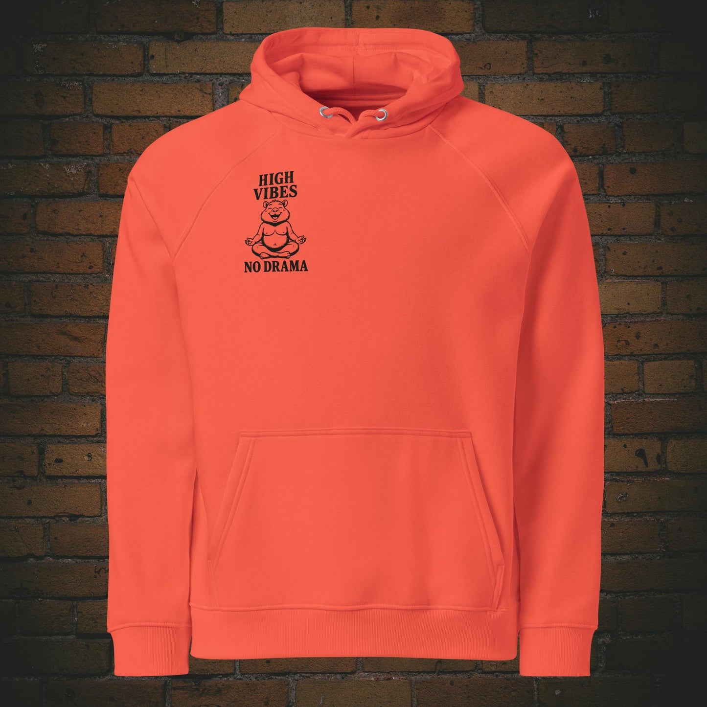 Kapuzenpullover mit meditierenden Bär in schwarz - Minimalistisches Design auf oranger Bio-Bamwolle gedruckt - Brust