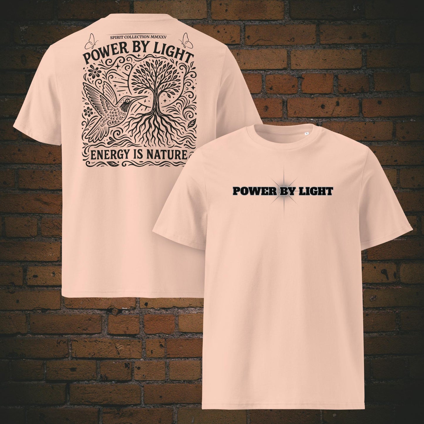 Power by Light – Kolibri Nature T-Shirt | Vorder- & Rückendruck | Bio-Baumwolle in der Farbe Pfirsichfarben