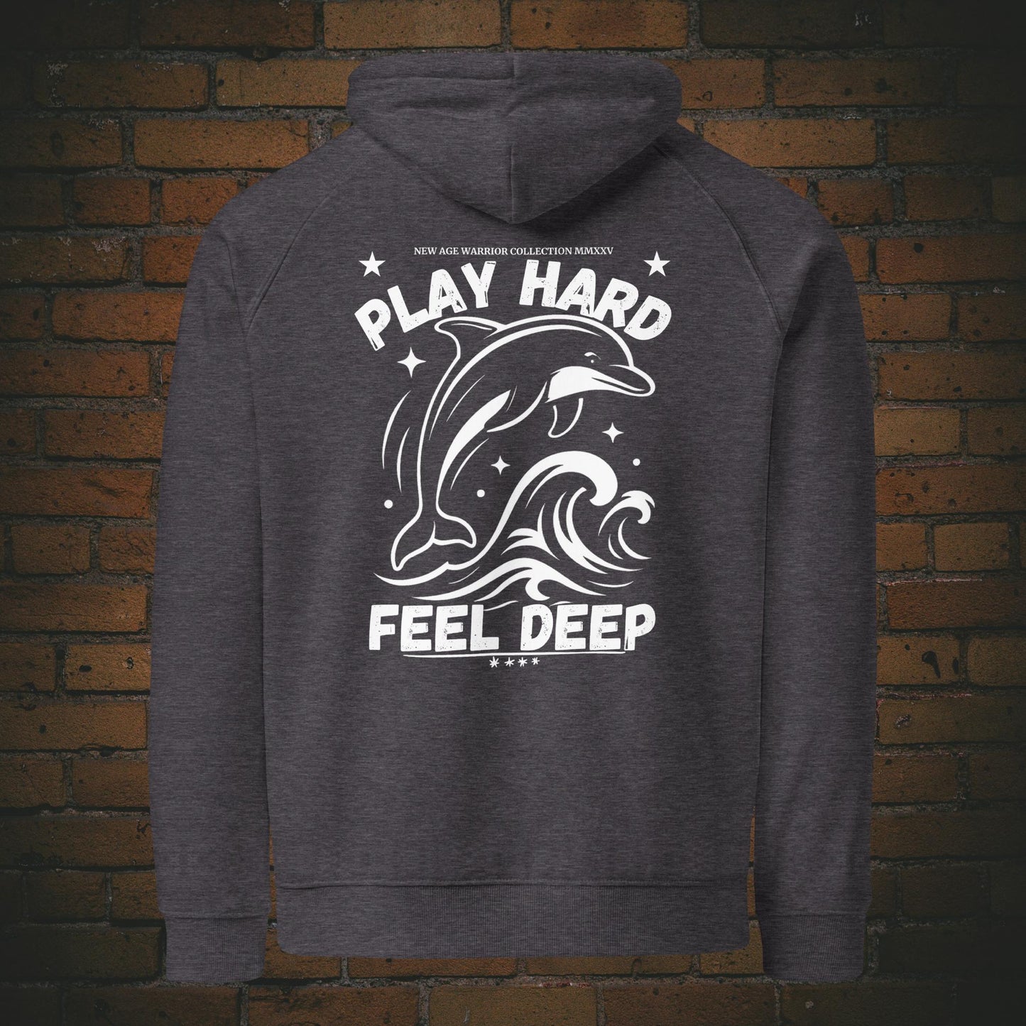 Play Hard Feel Deep weiss – Delfin Krafttier Bio Hoodie Unisex - Druck auf dem Rücken - Kapuzenpullover in der Farbe: Grau