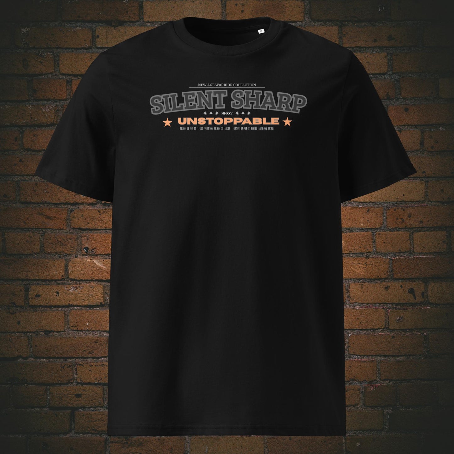 Silent Sharp Unstoppable – Power Statement Bio-T-Shirt aus Bio-Baumwolle in der Farbe schwarz