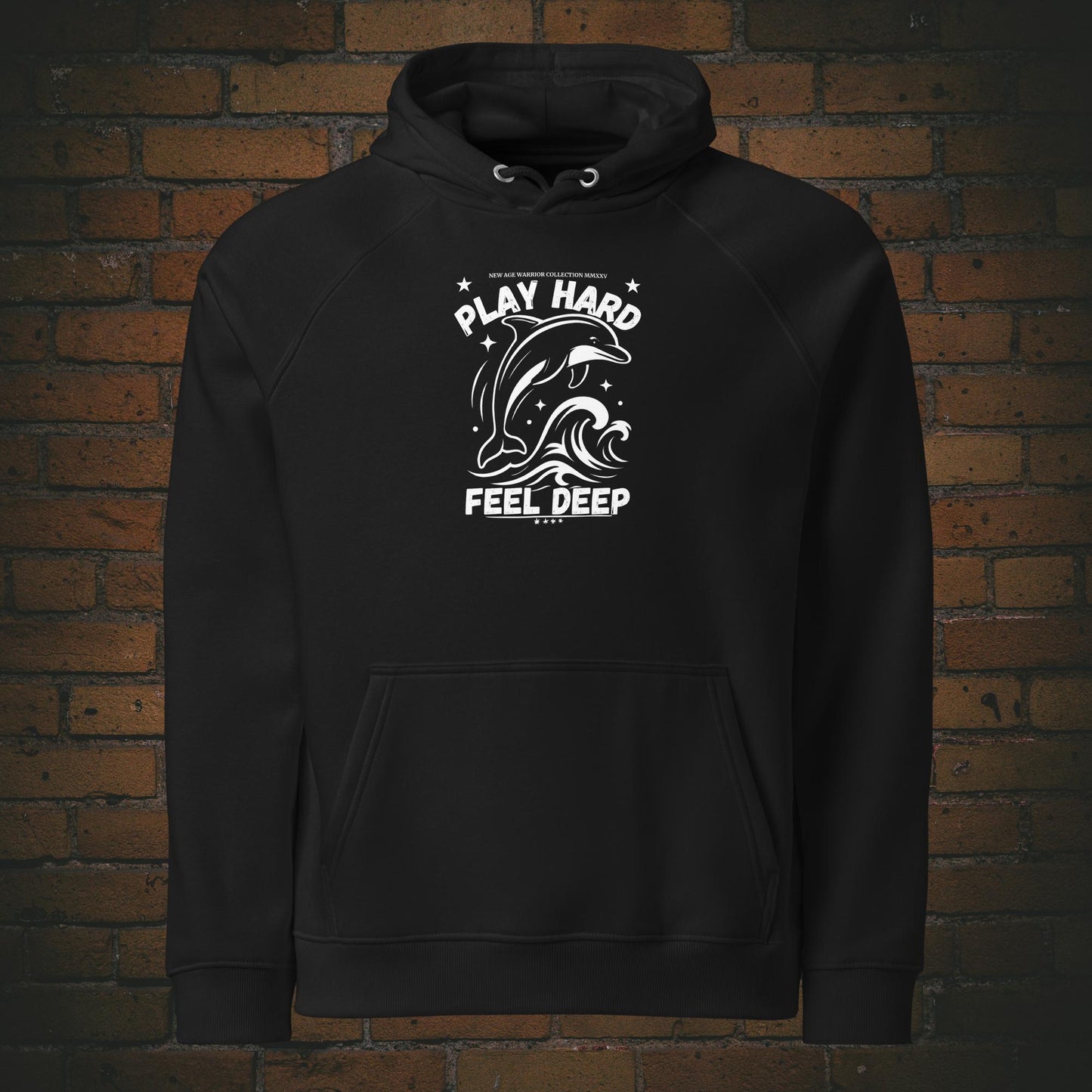 Play Hard Feel Deep weiss – Delfin Krafttier Bio Hoodie Unisex - Druck auf der Brust - Kapuzenpullover in der Farbe: schwarz