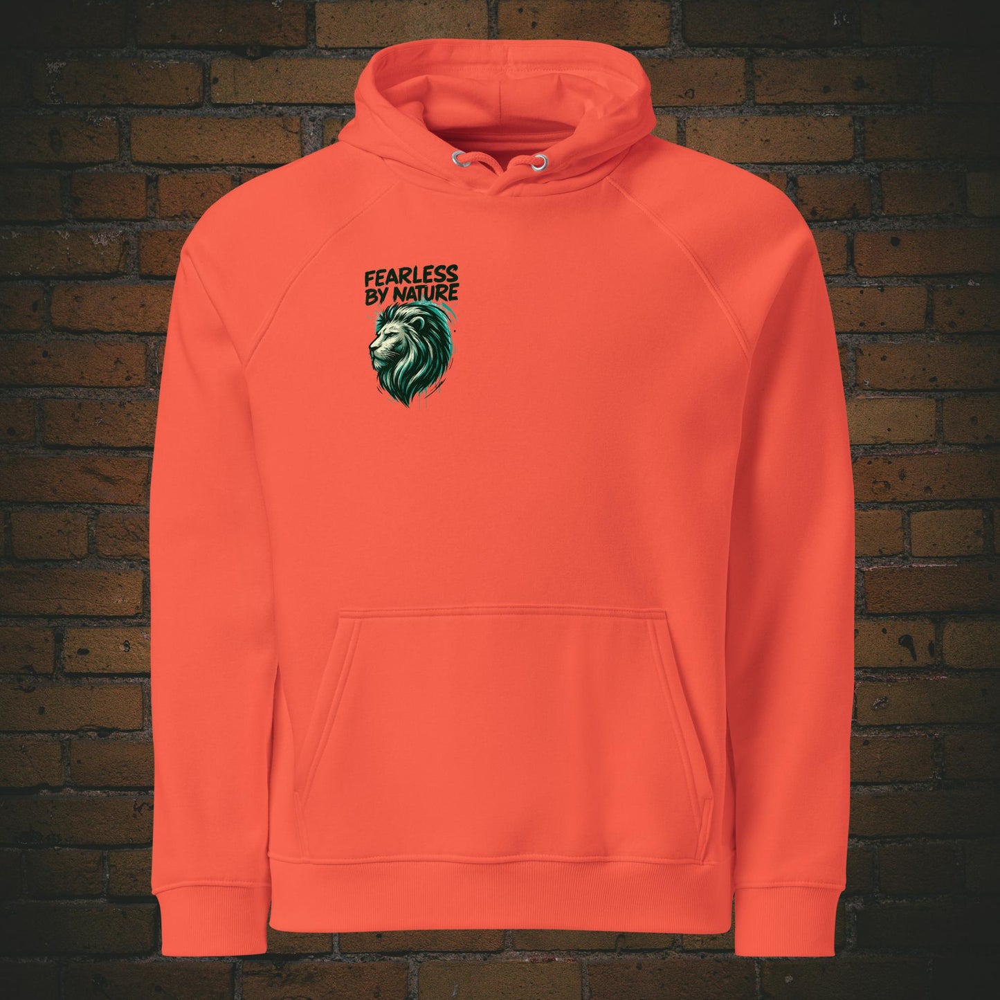Hoodie Brust bedruckt mit dem Löwenkopf und Zitat - Bestellbar in orange