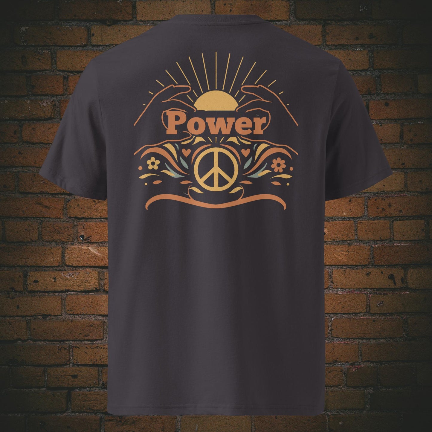 T-Shirts mit Peace-Zeichen, Sonnenaufgang und dem Schriftzug „Power“, umrahmt von floralen Elementen und stilisierten Händen – Front- und Rückenansicht auf anthrazit