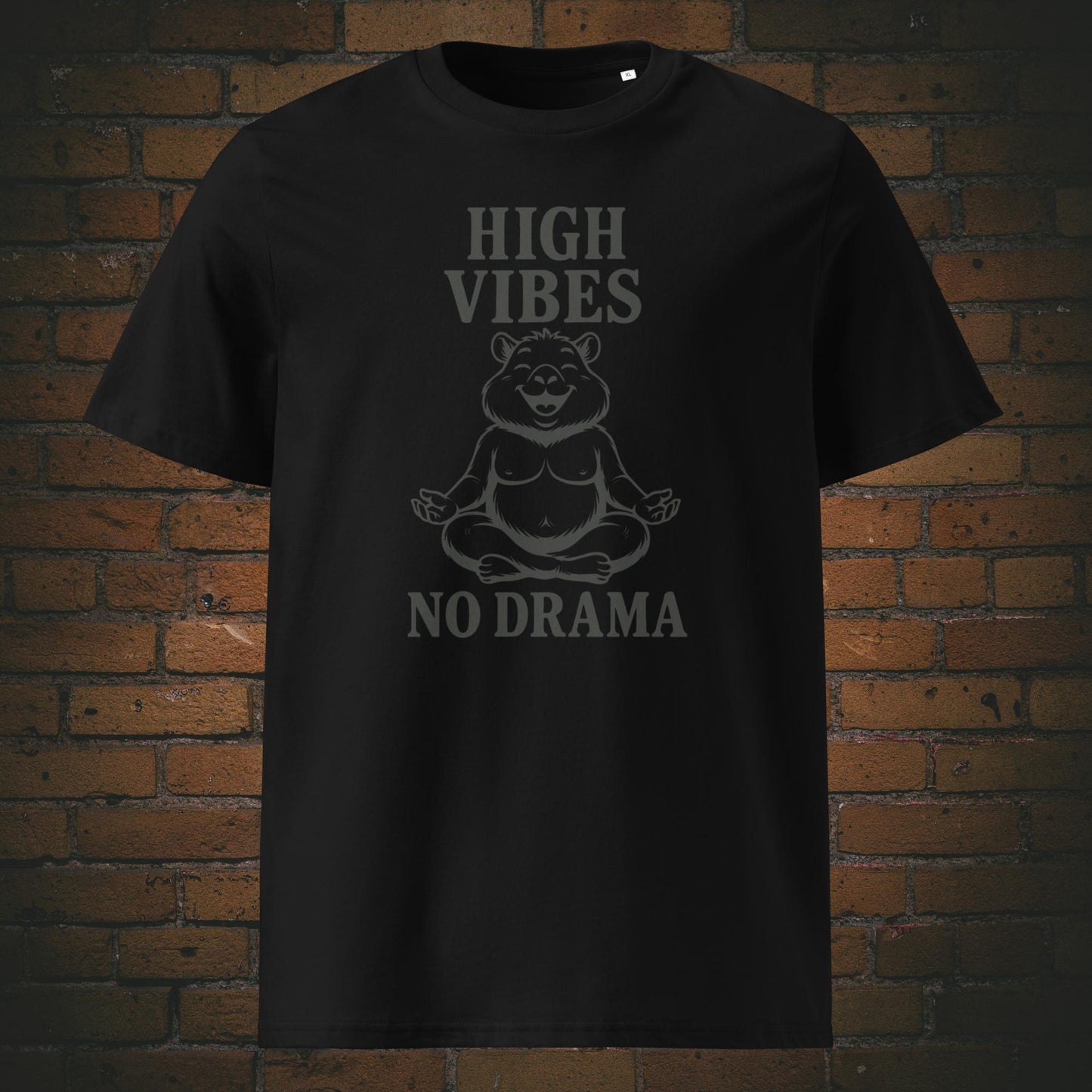 Meditations Shirt mit Zen-Bär und Spruch - T-Shirt in der Farbe: schwarz