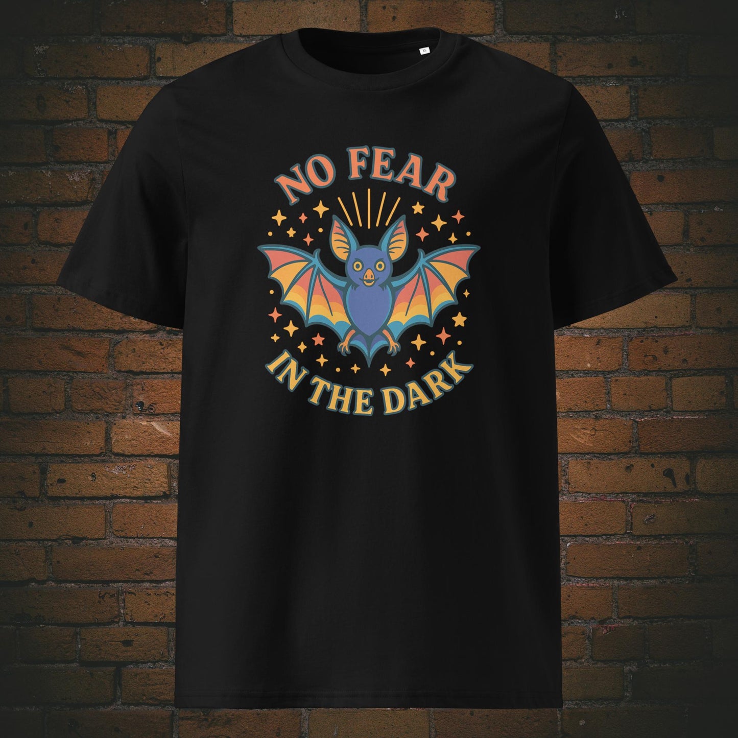 Buntes Hippie Shirt mit Fledermaus und Spruch - T-Shirt hat die Farbe: schwarz