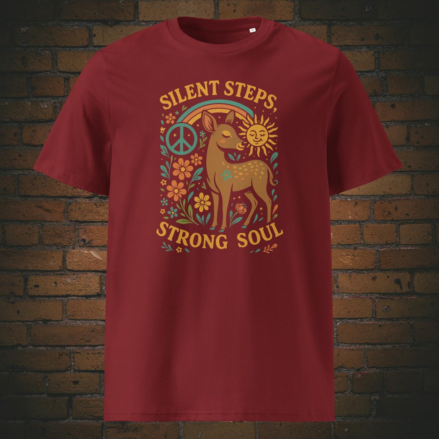 T-Shirt für Hippies mit dem Krafttier Reh, Blumen, Sonne und dem Peace Zeichen mit Spruch - gedruckt auf weinrot