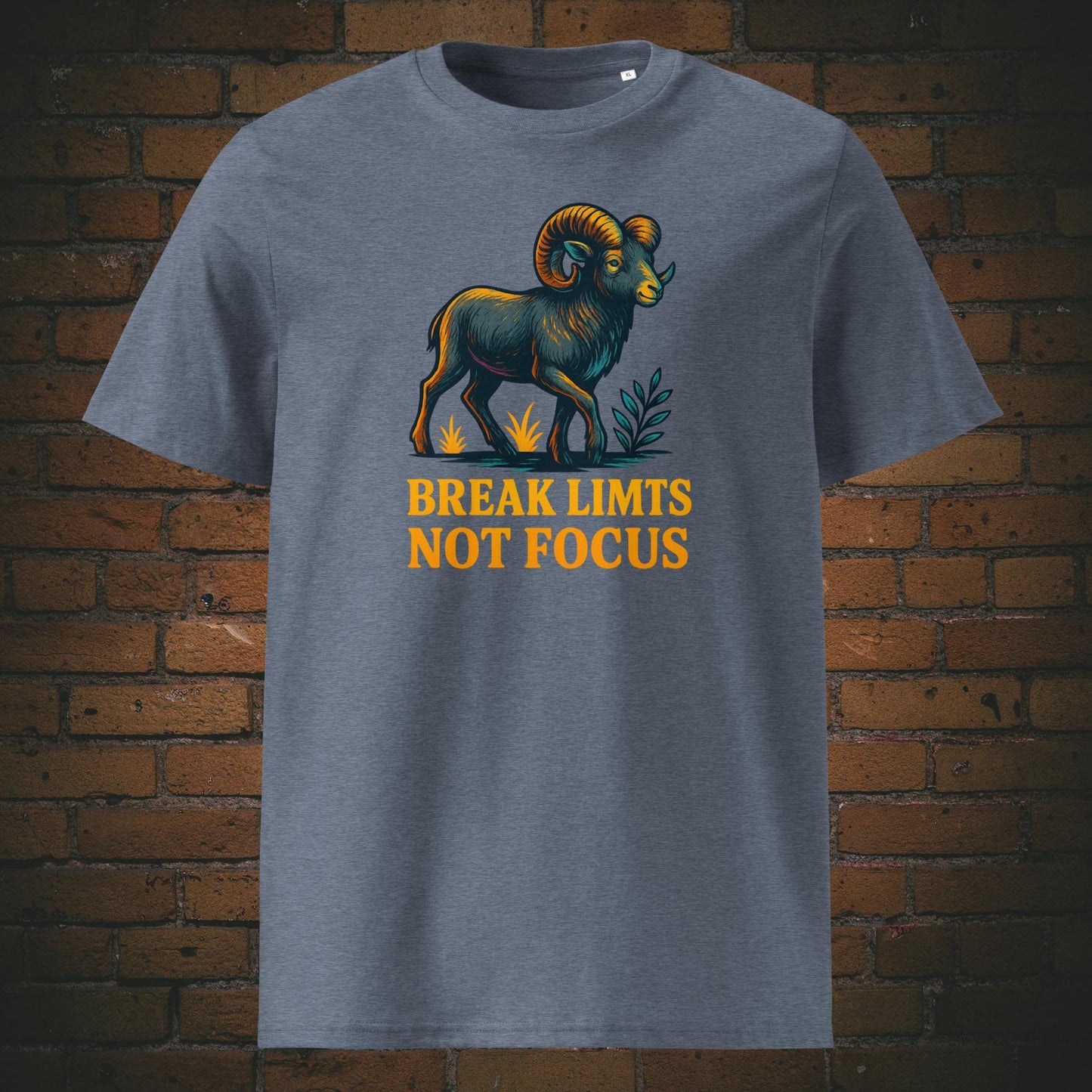 Urban Shirt mit Steinbock und Spruch - gedruckt auf der Farbe graublau meliert