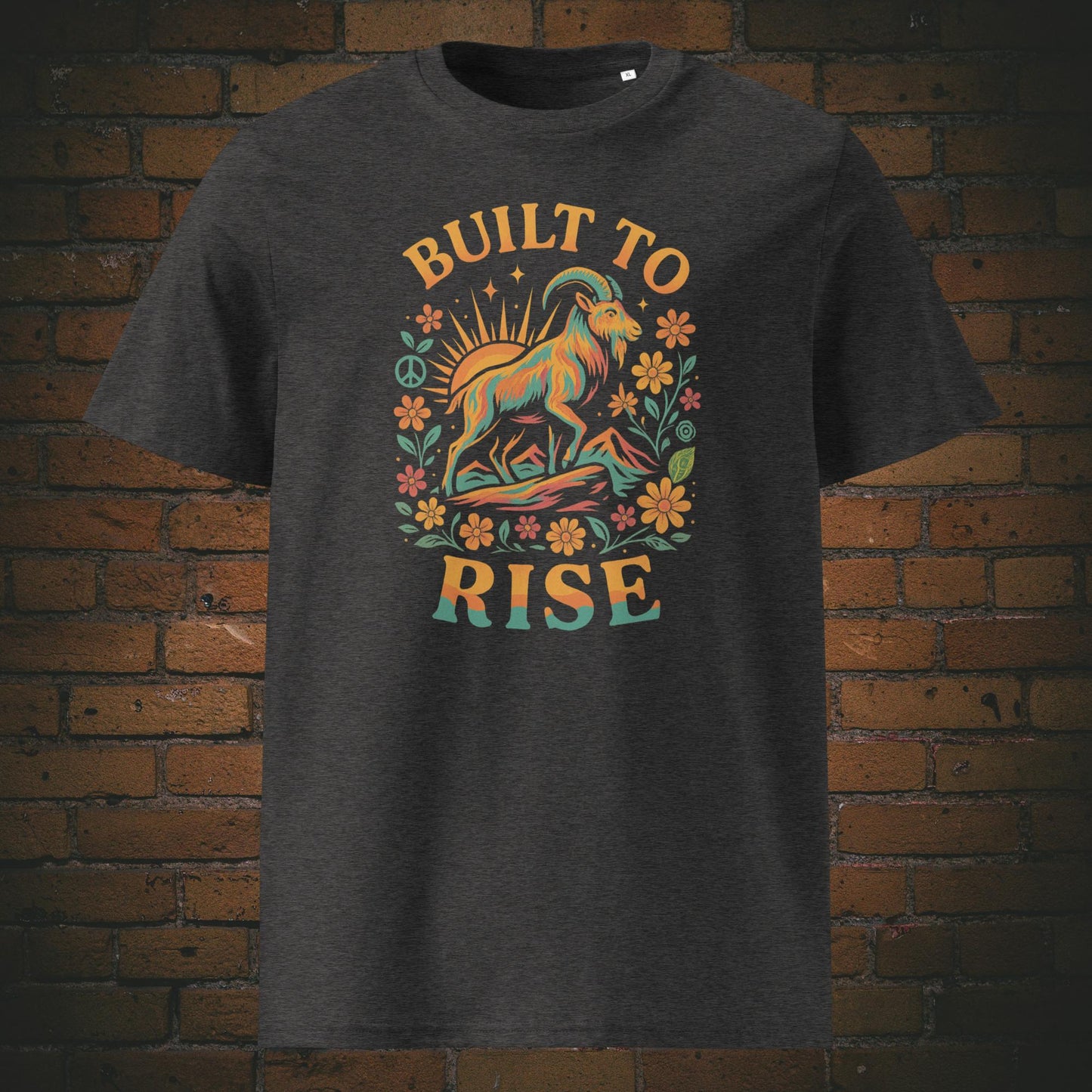 Hippie Shirt mit der Krafttier Ziege, Blumen und Berge - Spruch: Built to Rise - T-Shirt Farbe: dunkelgrau