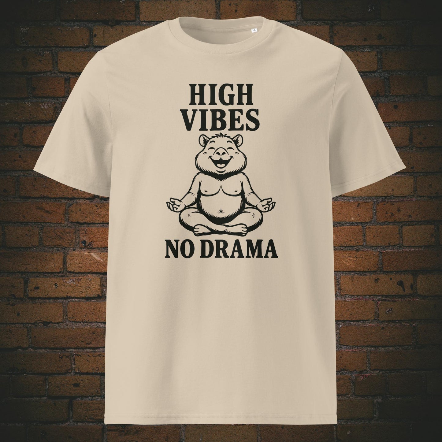 Meditations Shirt mit Zen-Bär und Spruch - T-Shirt in der Farbe: Sandfarben