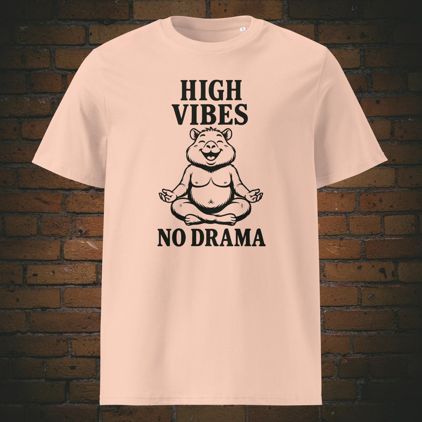 Meditations Shirt mit Zen-Bär und Spruch - T-Shirt in der Farbe: Pfirsich