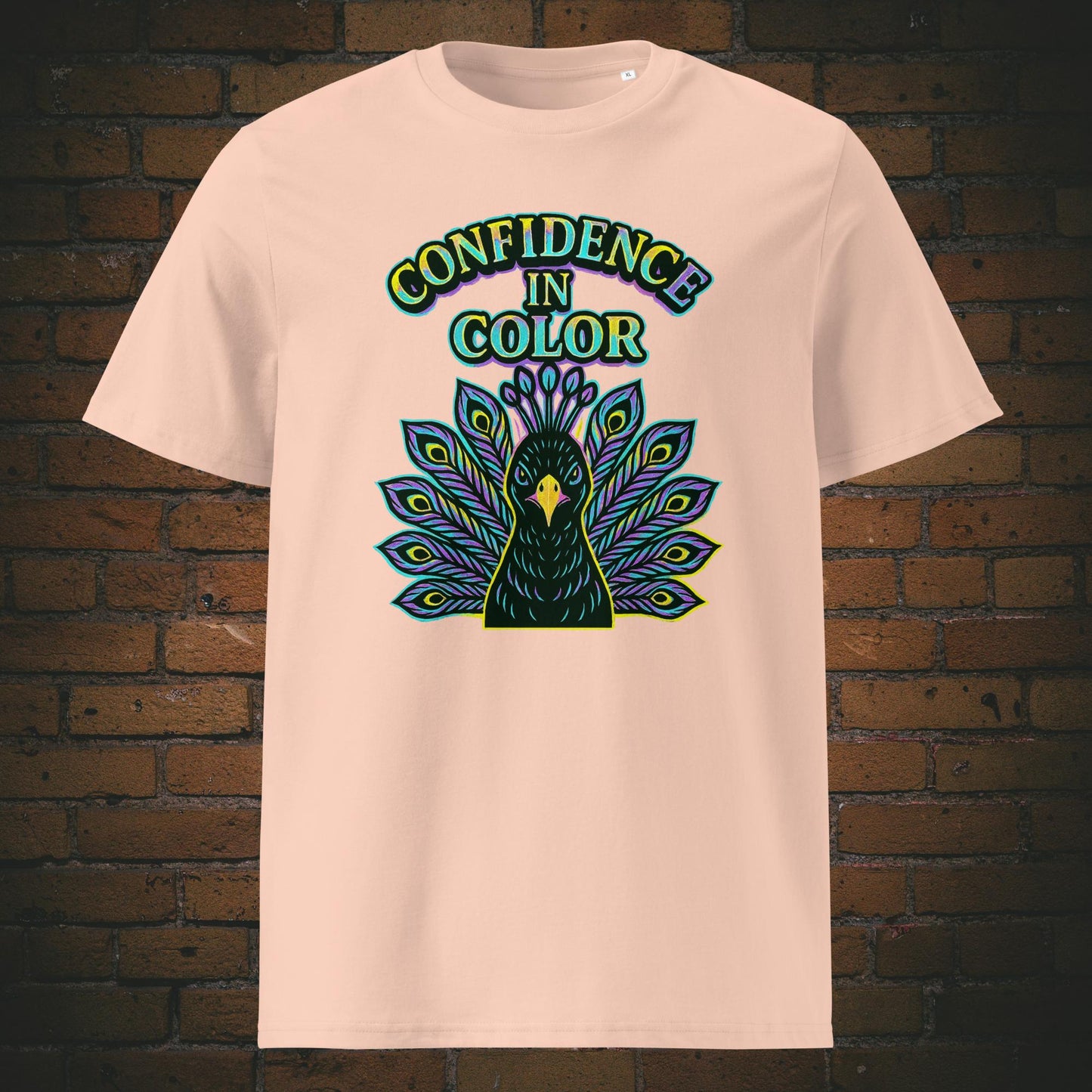 Urban Pfau Bio-T-Shirt – Confidence in Color Motiv, knallige Farben - Shirtfarbe: Pfirsichfarben