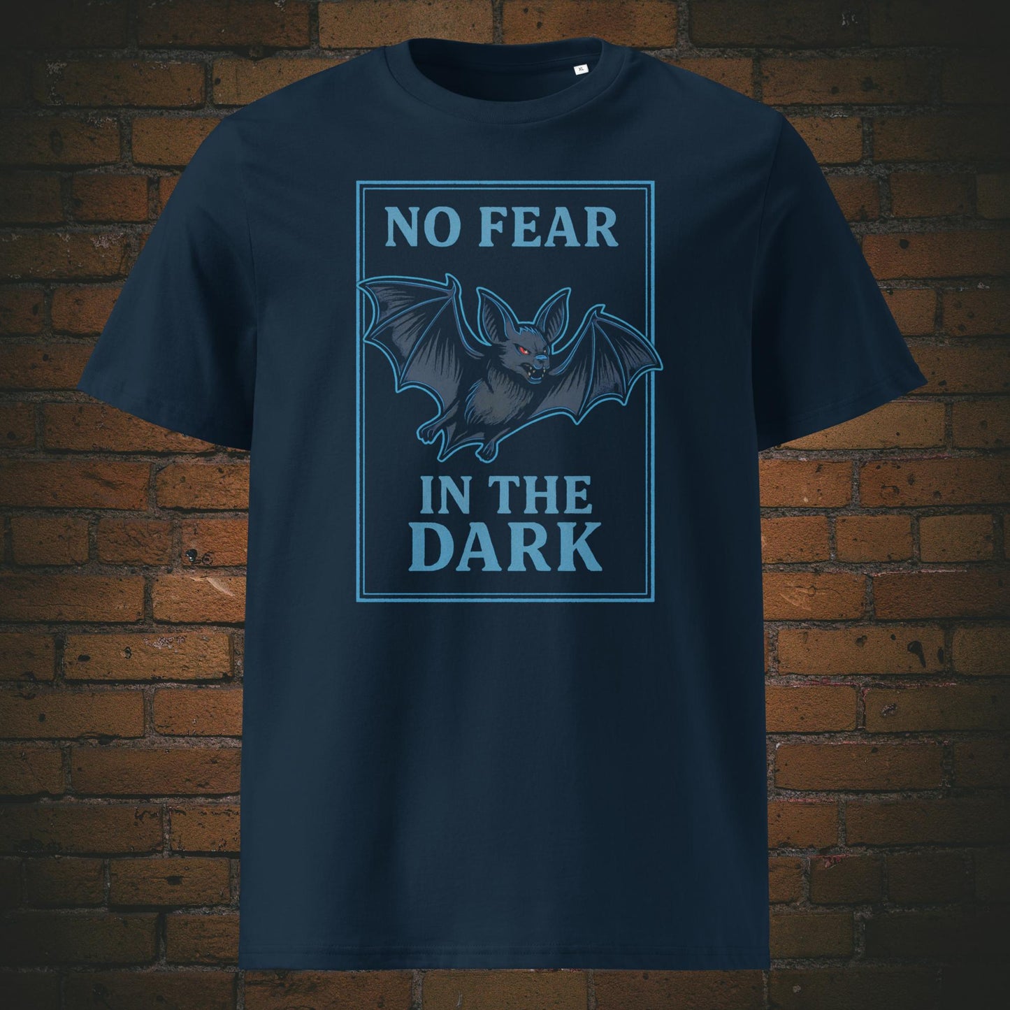 Urbanes Fledermaus Shirt mit Spruch - T-Shirt hat die farbe: dunkelblau