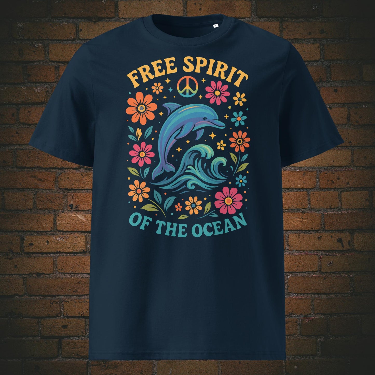 Free Spirit of the Ocean – Buntes Delfin Flower Power Bio T-Shirt Unisex - gedruckt auf Baumwolle in der Farbe: dunkelblau