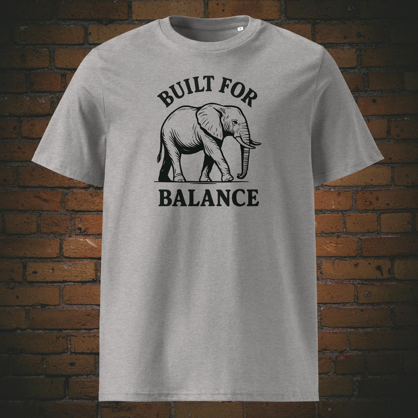 Elefanten-T-Shirt "Built for Balance" - Minimalistisch schwarz - Shirtfarbe: hellgrau