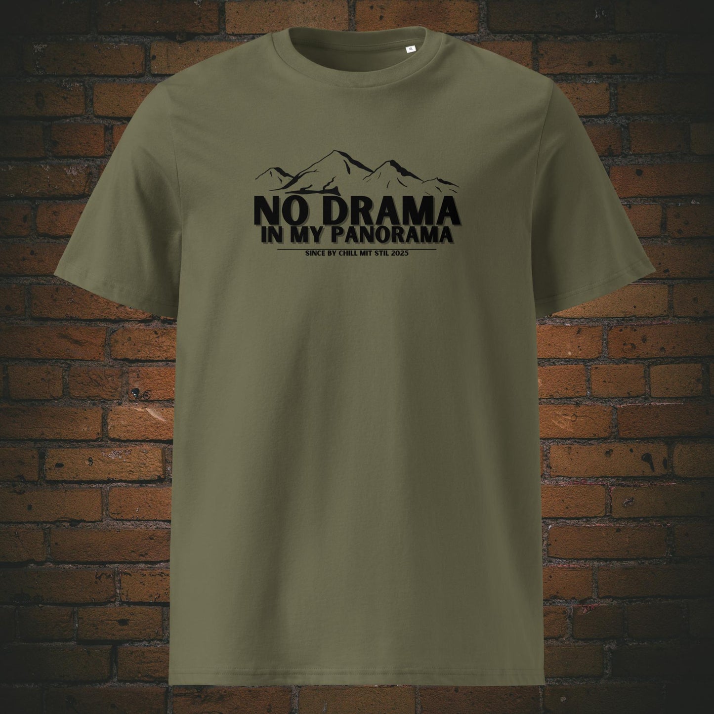 No Drama Shirt, Panorama T-Shirt, Bio Shirt mit Bergmotiv, Fair Fashion Natur, Achtsamkeit Kleidung, Statement Shirt Berge, Nachhaltige Streetwear, Unisex Shirt mit Spruch, Veganes T-Shirt mit Print, Slow Living Mode, GOTS zertifiziertes Shirt, Outdoor Shirt fair produziert, Shirt für Freigeister, Bio Baumwollshirt Natur, T-Shirt mit Humor