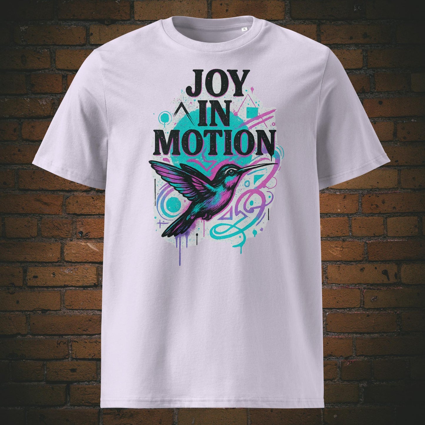 Krafttier Kolibri im Urban Style mit Spruch auf T-Shirt in Farbe: Lavendel