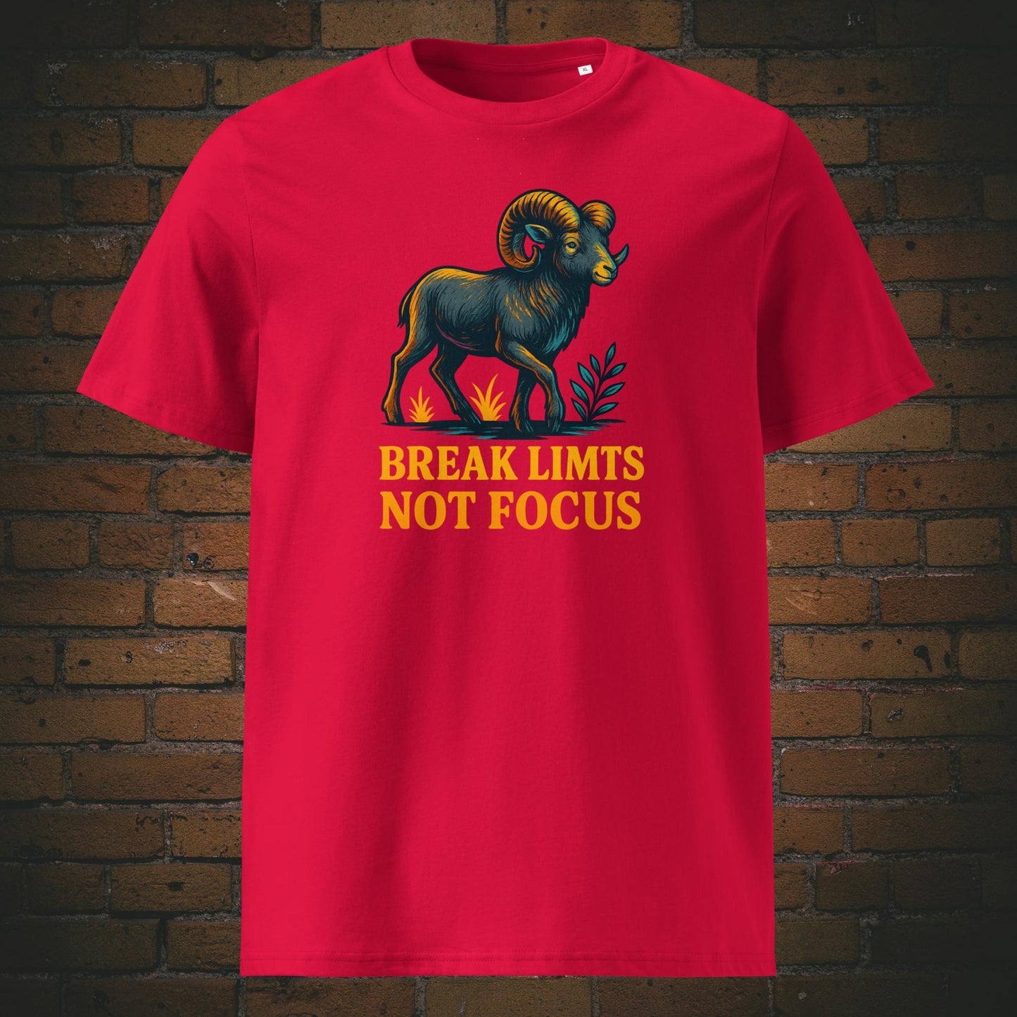 Urban Shirt mit Steinbock und Spruch - gedruckt auf der Farbe rot