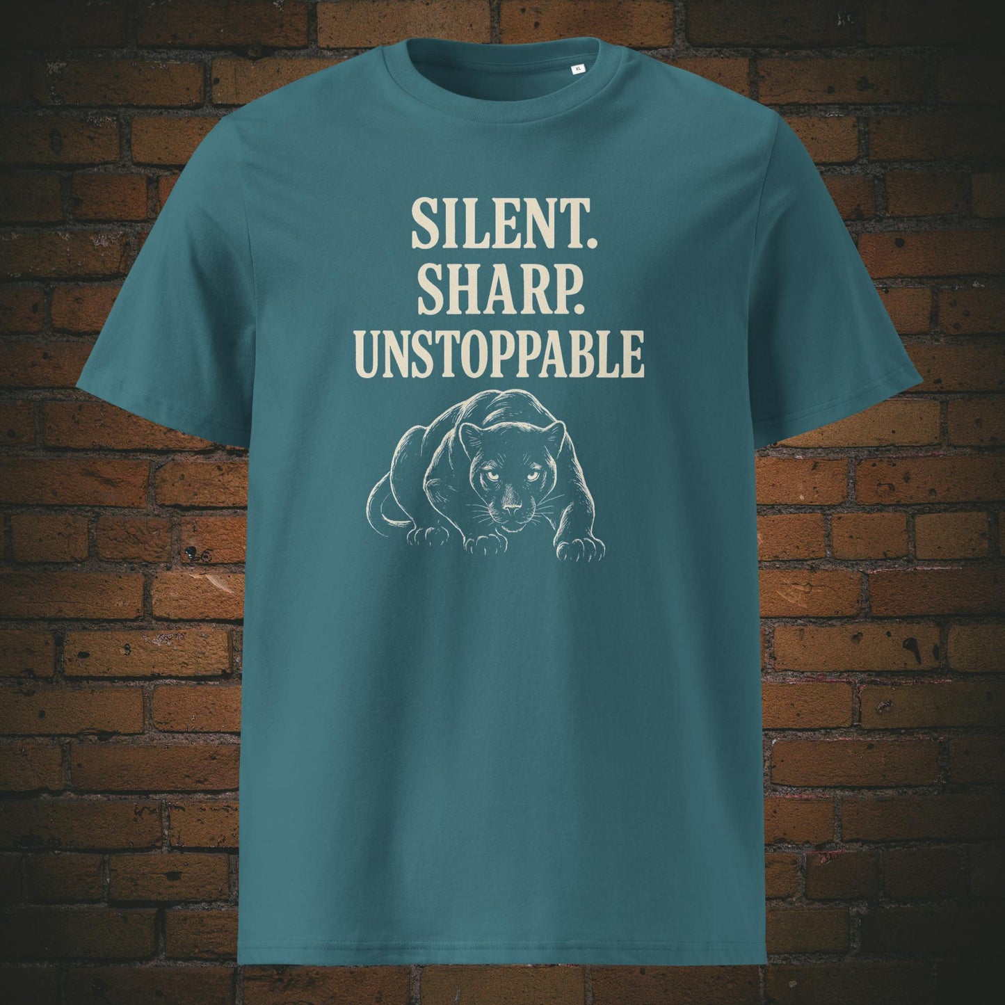 T-Shirt Minimalist mit Panther un Schriftzug - Farbe: eisblau