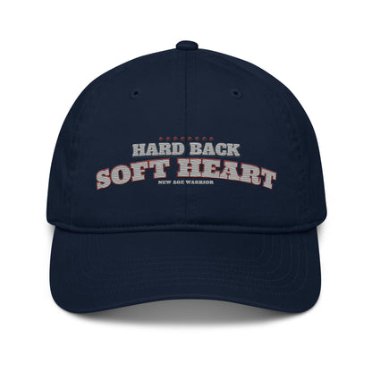 Hard Back Soft Heart – New Age Warrior Bio Baseball Cap bestickt in der Farbe dunkelblau