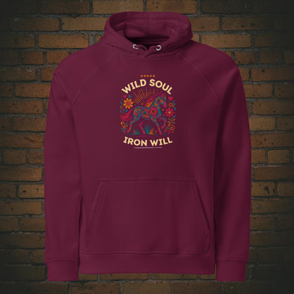 Wild Soul Iron Will – Hippie Pferd Bio Hoodie Unisex in der Farbe weinrot - Druck auf der Vorderseite