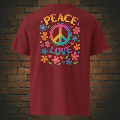 T-Shirts mit buntem Peace-Zeichen und „Peace Love“-Spruch, umgeben von Blumen und Herzen im Hippie-Stil, Front- und Rückenansicht in weinrot