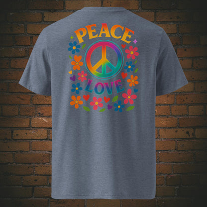 T-Shirts mit buntem Peace-Zeichen und „Peace Love“-Spruch, umgeben von Blumen und Herzen im Hippie-Stil, Front- und Rückenansicht in Blaugrau