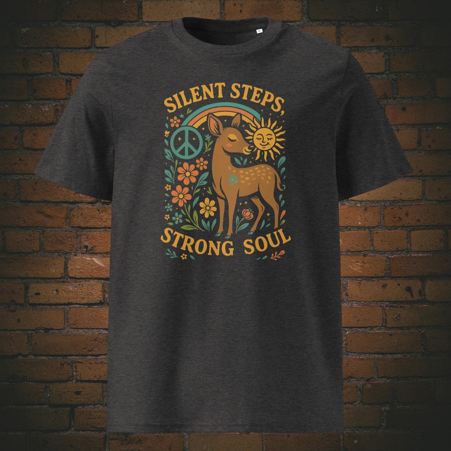 T-Shirt für Hippies mit dem Krafttier Reh, Blumen, Sonne und dem Peace Zeichen mit Spruch - gedruckt auf dunkelgrau