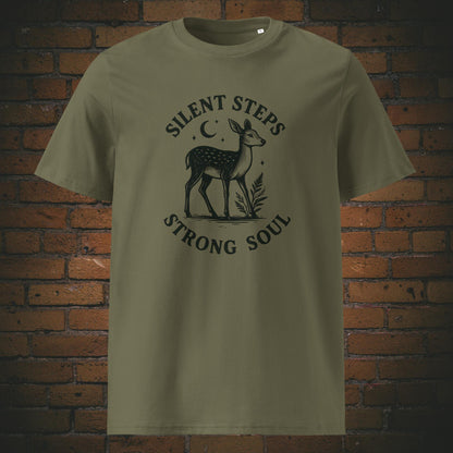 Silent Steps Strong Soul Bio-T-Shirt – nachhaltiges Statement-Shirt mit Reh-Motiv - khaki