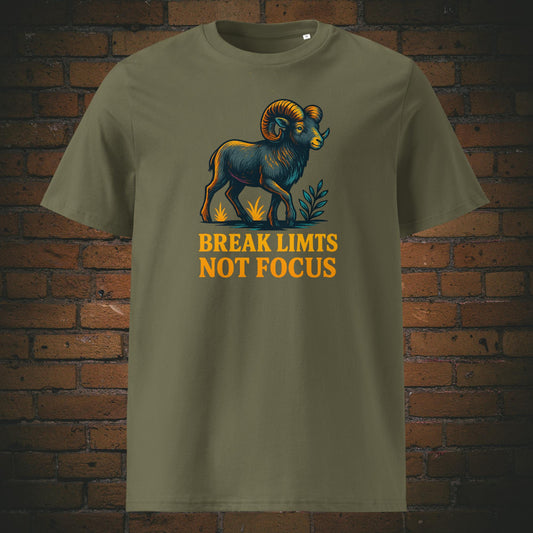 Urban Shirt mit Steinbock und Spruch - gedruckt auf der Farbe kahki